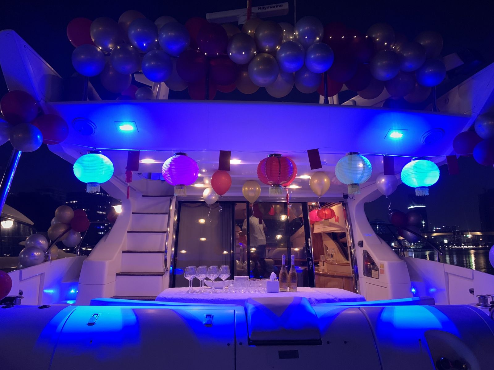 Du-thuyền-AZIMUT-62F-can-gio