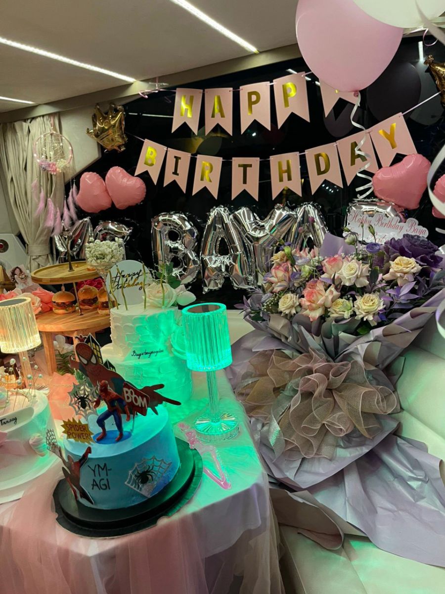 du-thuyen-galeon-360-tiec-sinh-nhat